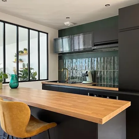 La Masure - Jacuzzi Privatif - La A Deux Pas بيت للعطل *